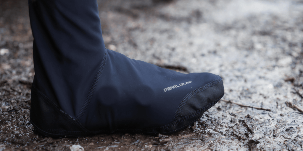 How to Put On Cycling Shoe Covers - PEARL iZUMi EU
